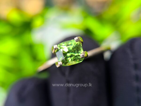 Natural Tsavorite Garnet