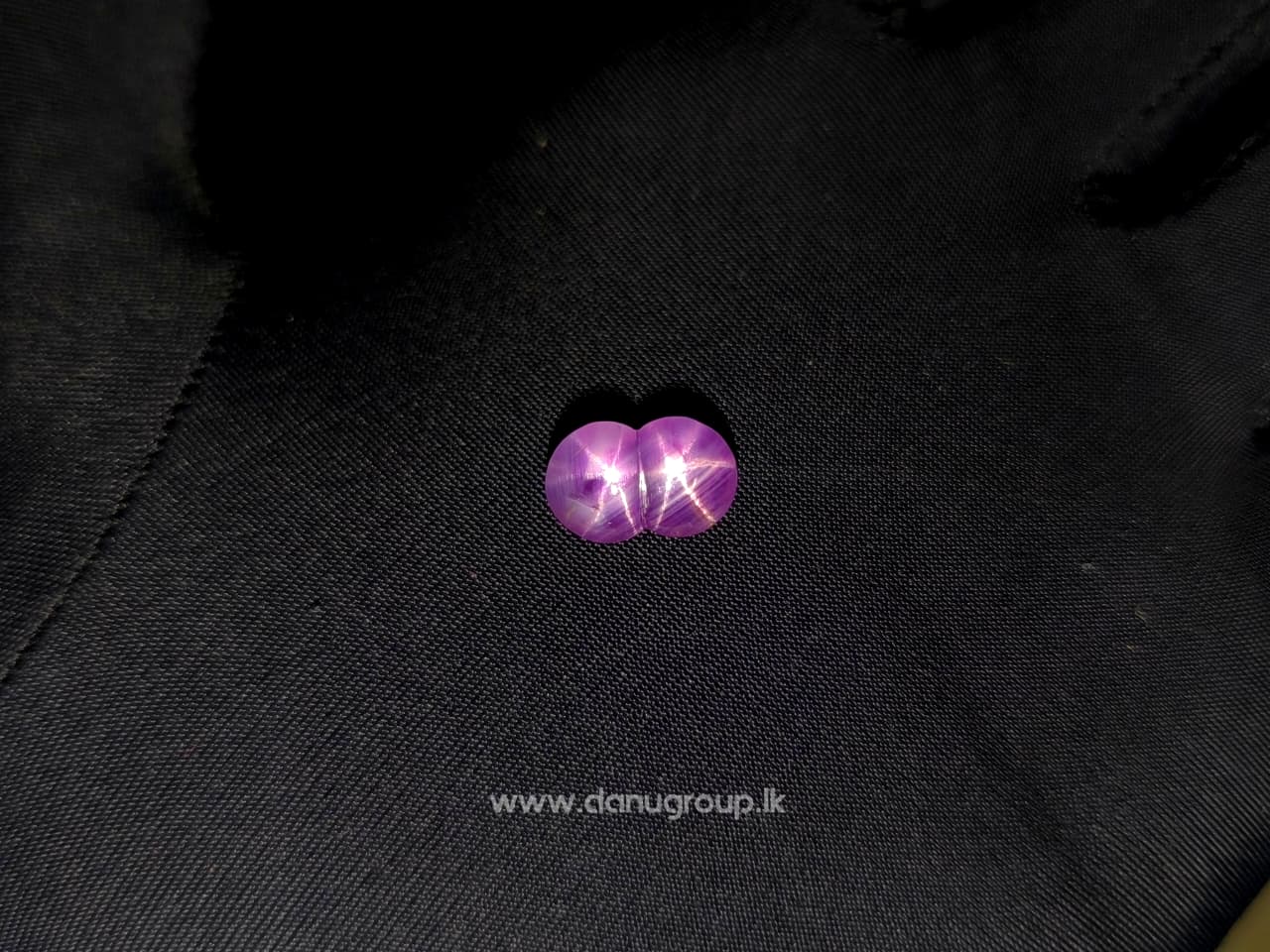 Ceylon Natural Rare Twin Star Sapphire