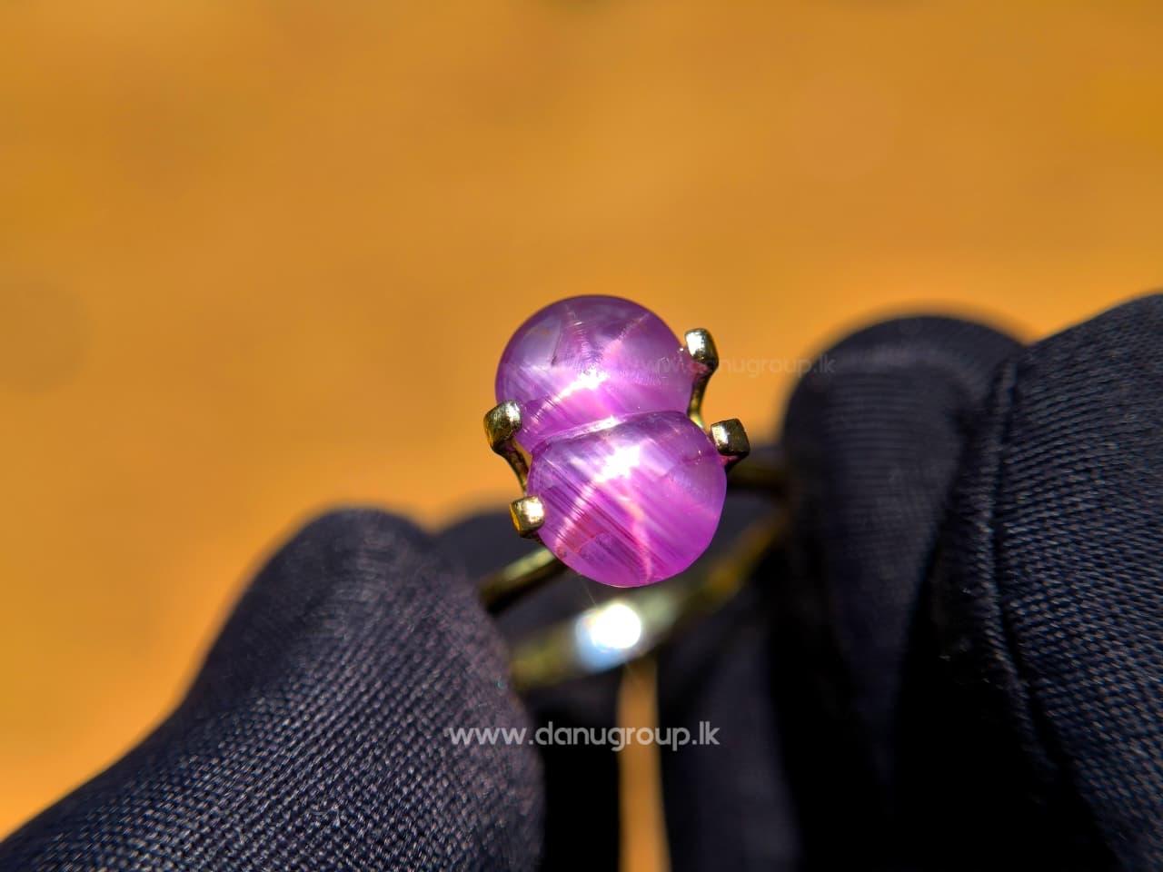 Ceylon Natural Rare Twin Star Sapphire