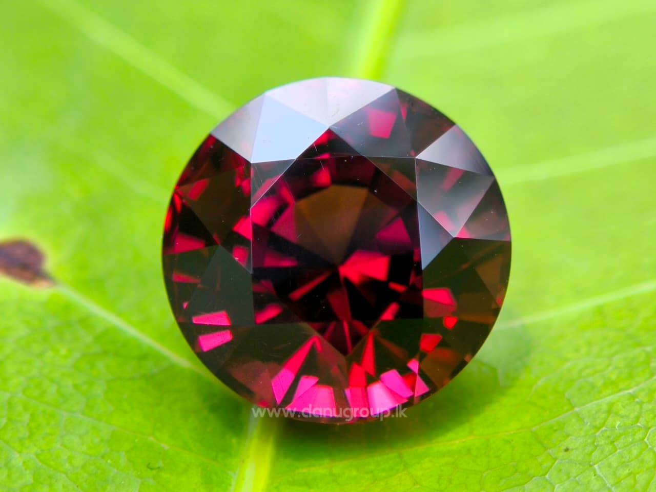 Ceylon Natural Red Garnet Round