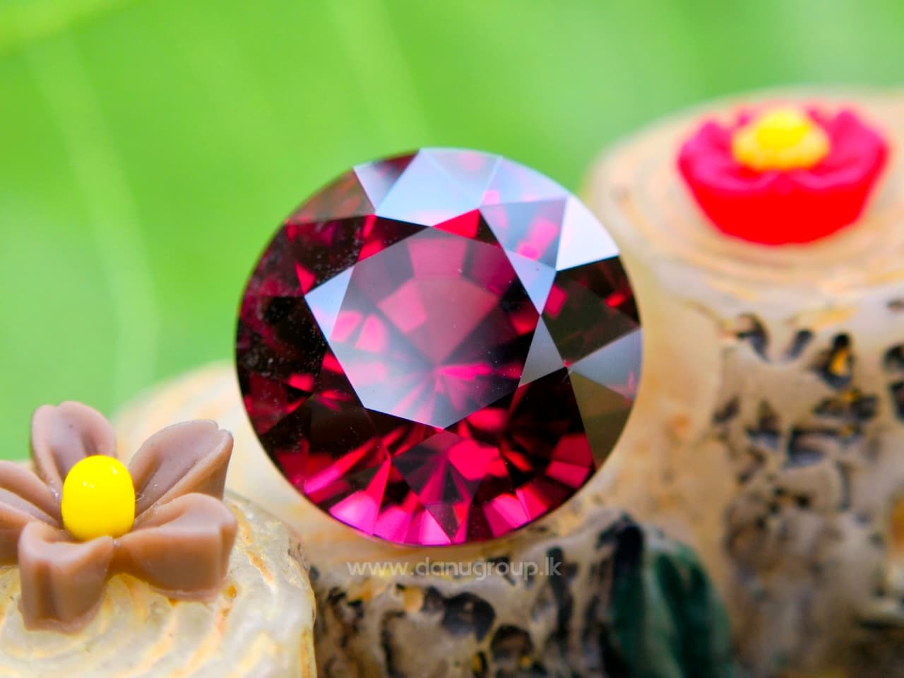 Ceylon Natural Red Garnet Round