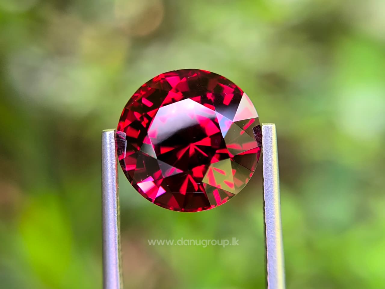 Ceylon Natural Red Garnet Round