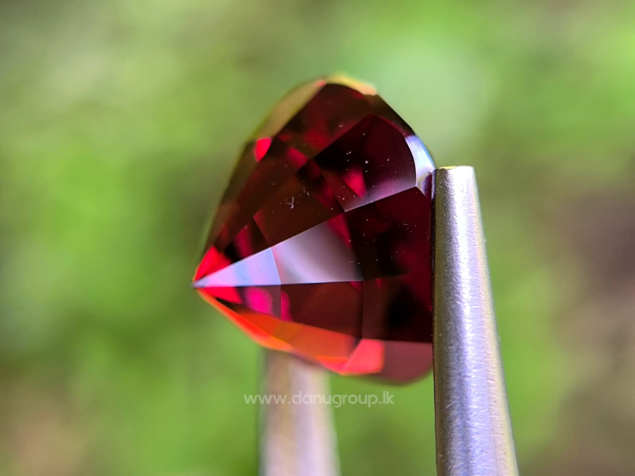 Ceylon Natural Red Garnet Round
