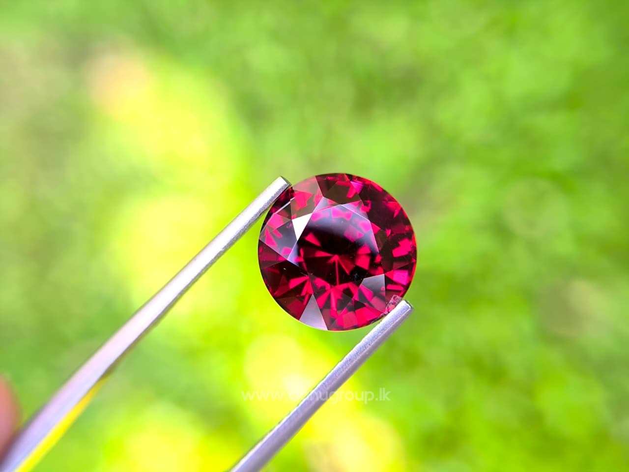 Ceylon Natural Red Garnet Round
