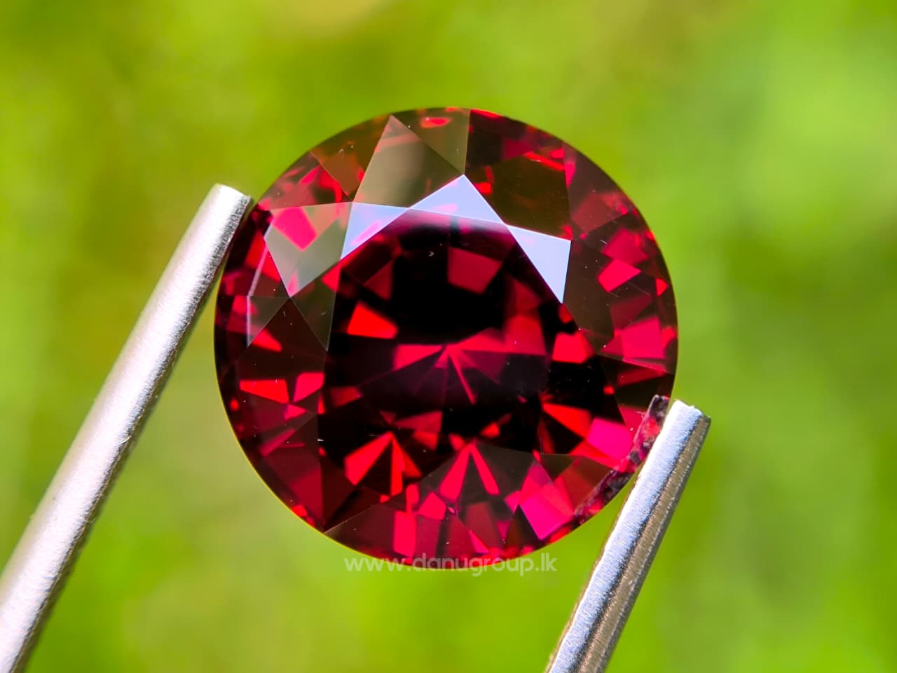 Ceylon Natural Red Garnet Round