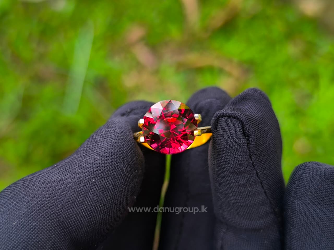 Ceylon Natural Red Garnet Round