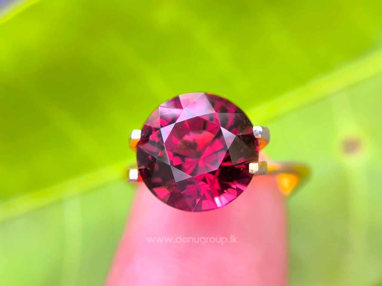 Ceylon Natural Red Garnet Round